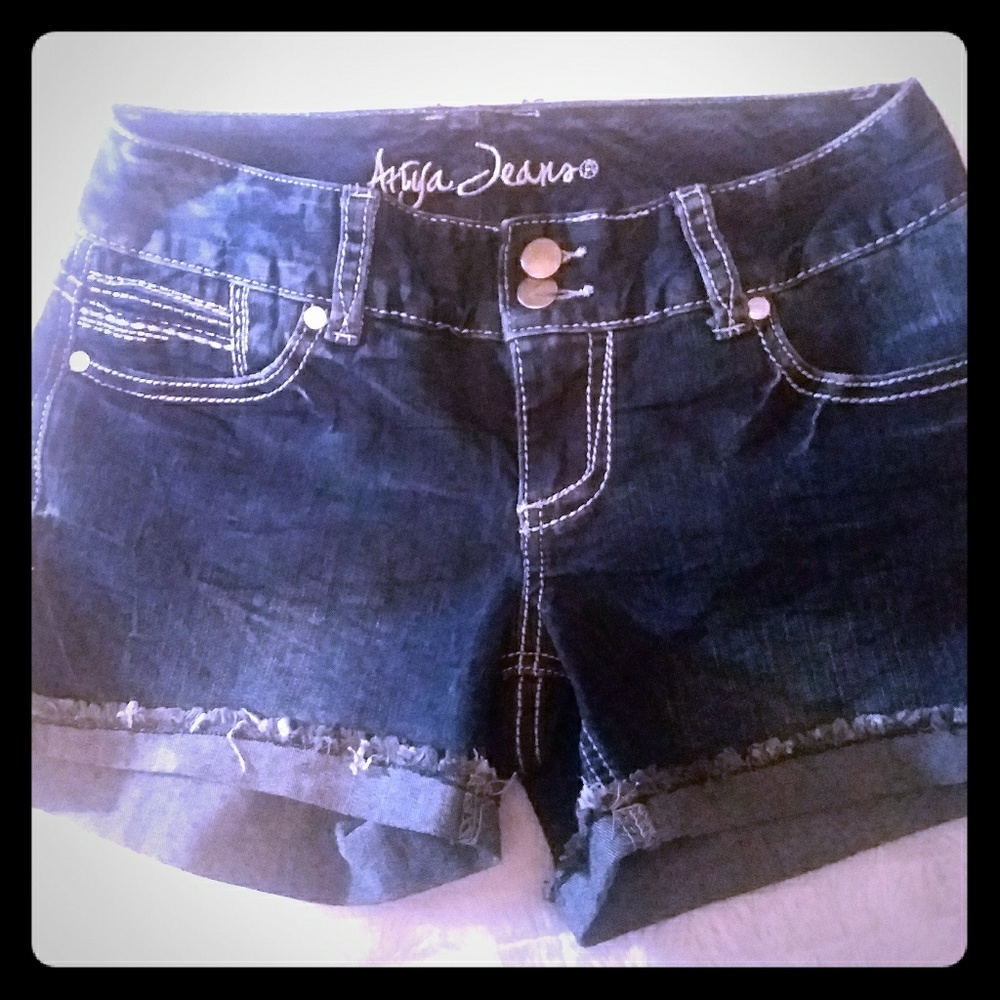 Ariya Jean Shorts